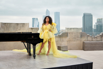 Chloe Flower &ndash; &copy; Sony Music Masterworks